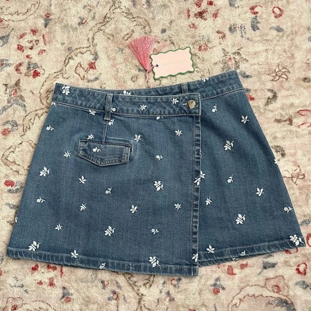 Chelsea & Violet‎ Callah Floral Embroidered Denim Mini Skirt Juniors Women Sz 29 - Picture 3 of 14